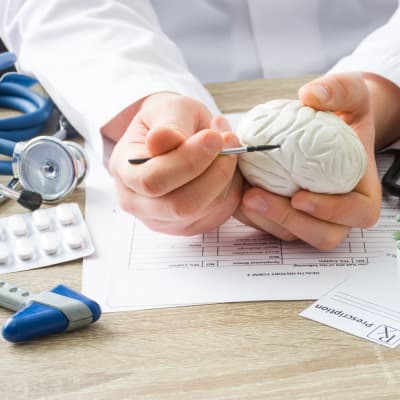 Op deze pagina is per geval te lezen welke hulpmiddelen jou kunnen ondersteunen. Op deze pagina is per geval te lezen welke hulpmiddelen jou kunnen ondersteunen.